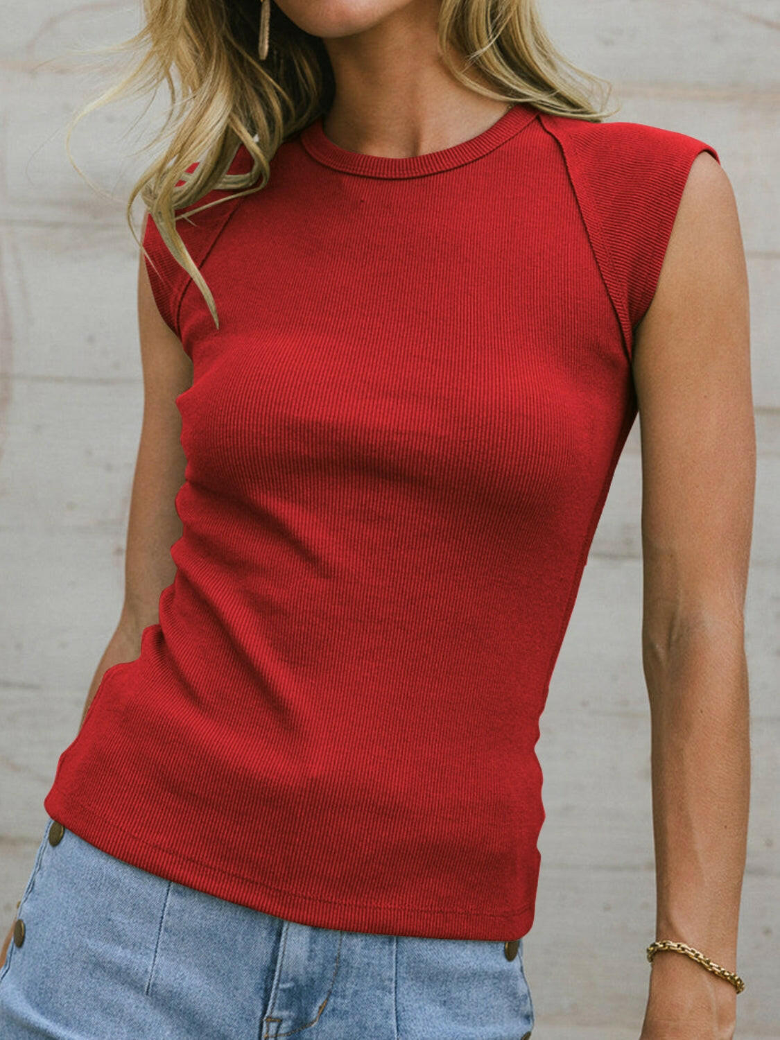 Ribbed Round Neck Slim Tank - StyleLure