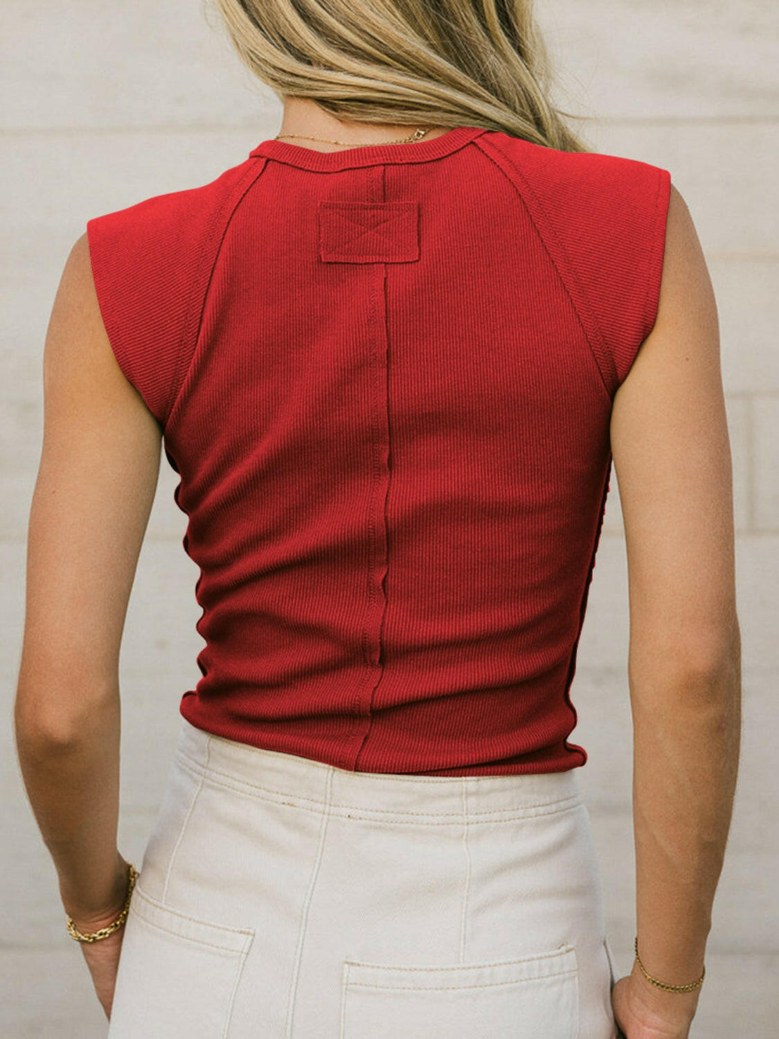 Ribbed Round Neck Slim Tank - StyleLure