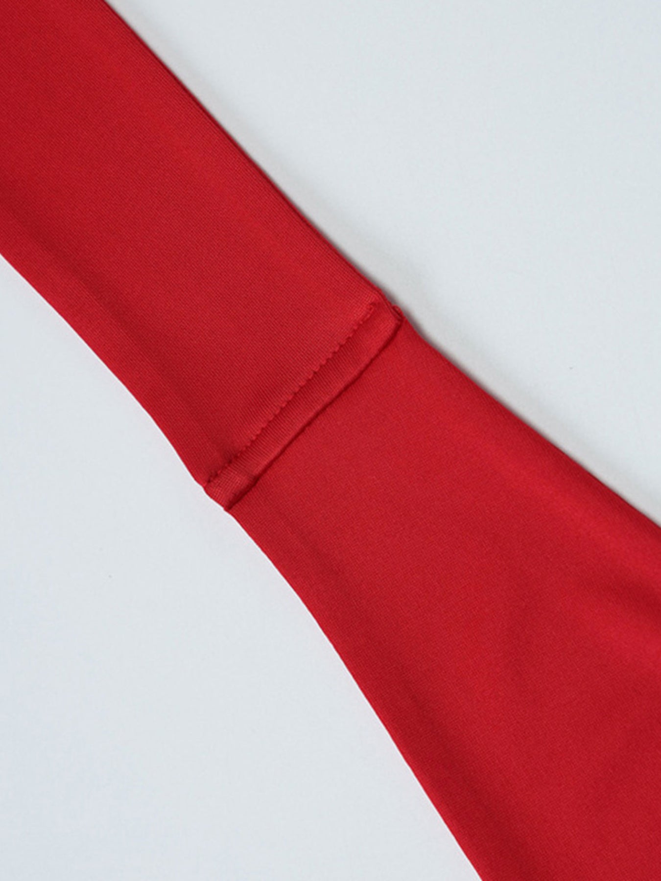 f04f62d536b6404e883fea57537cac4d-Max