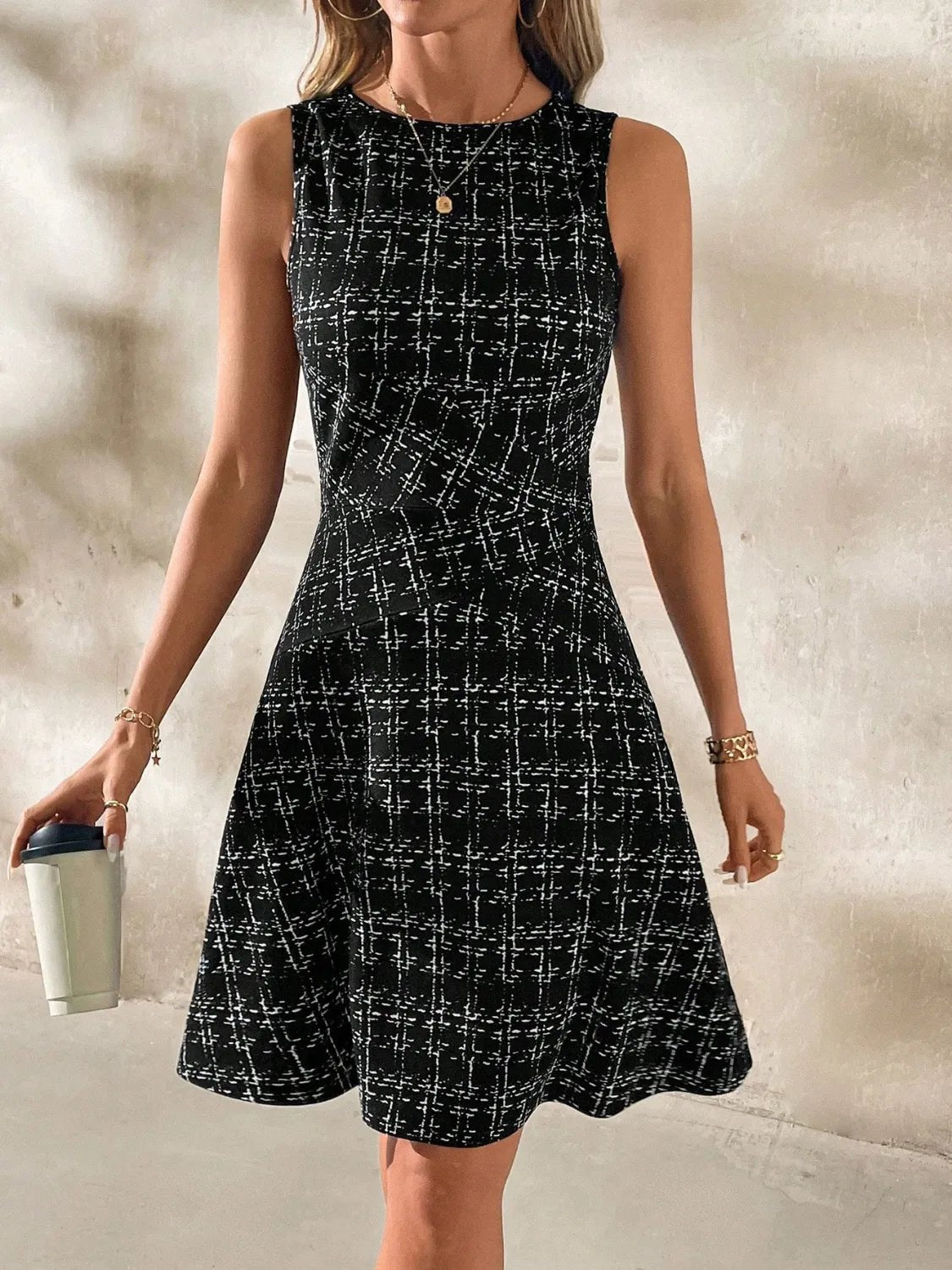 Round Neck Sleeveless Dress - StyleLure