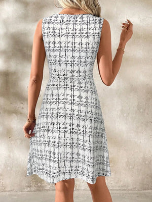 Round Neck Sleeveless Dress - StyleLure